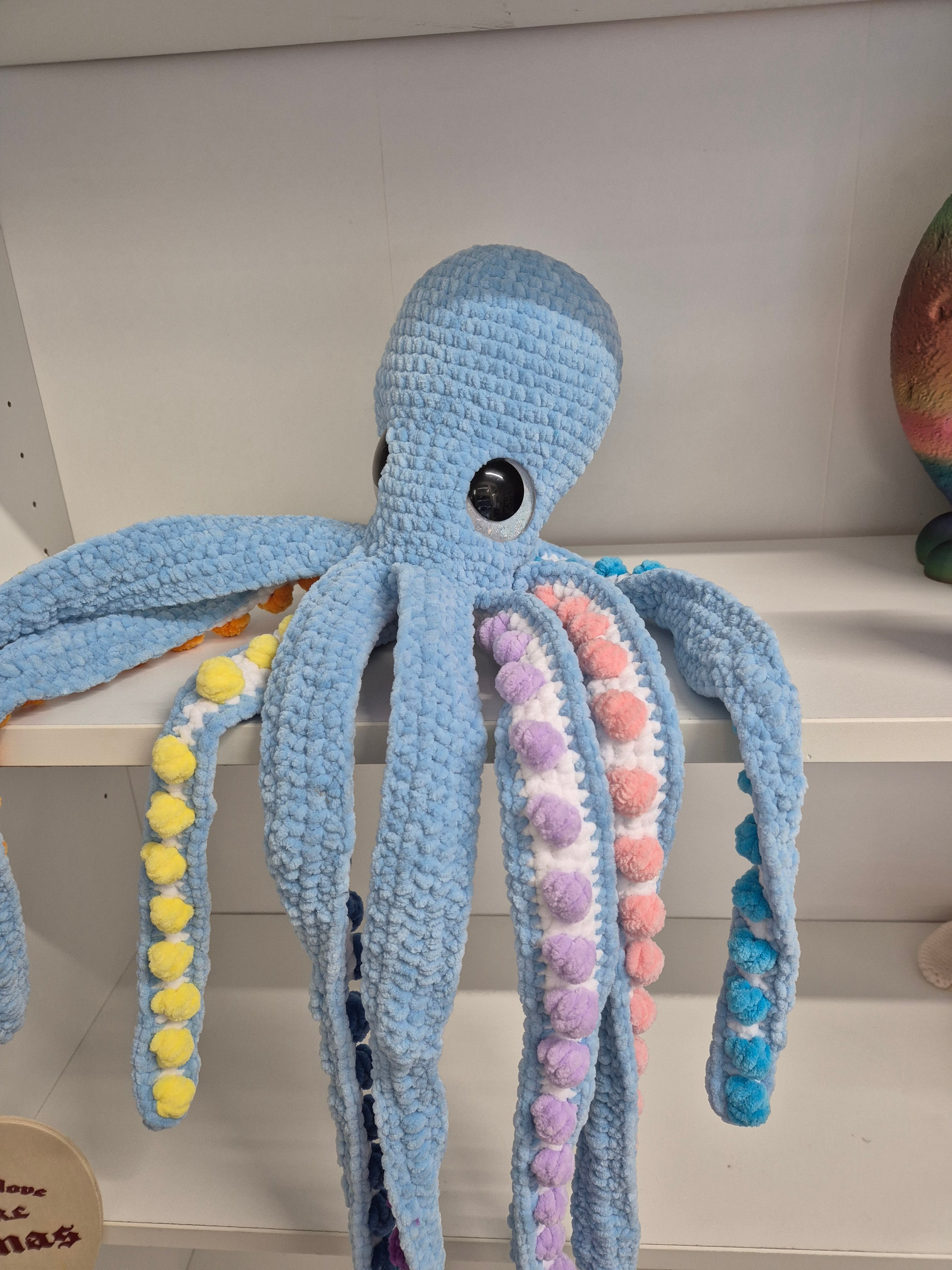Large  Blue Rainbow Octopus